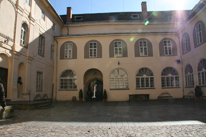 Внутренний дворик Ужгородского замка
